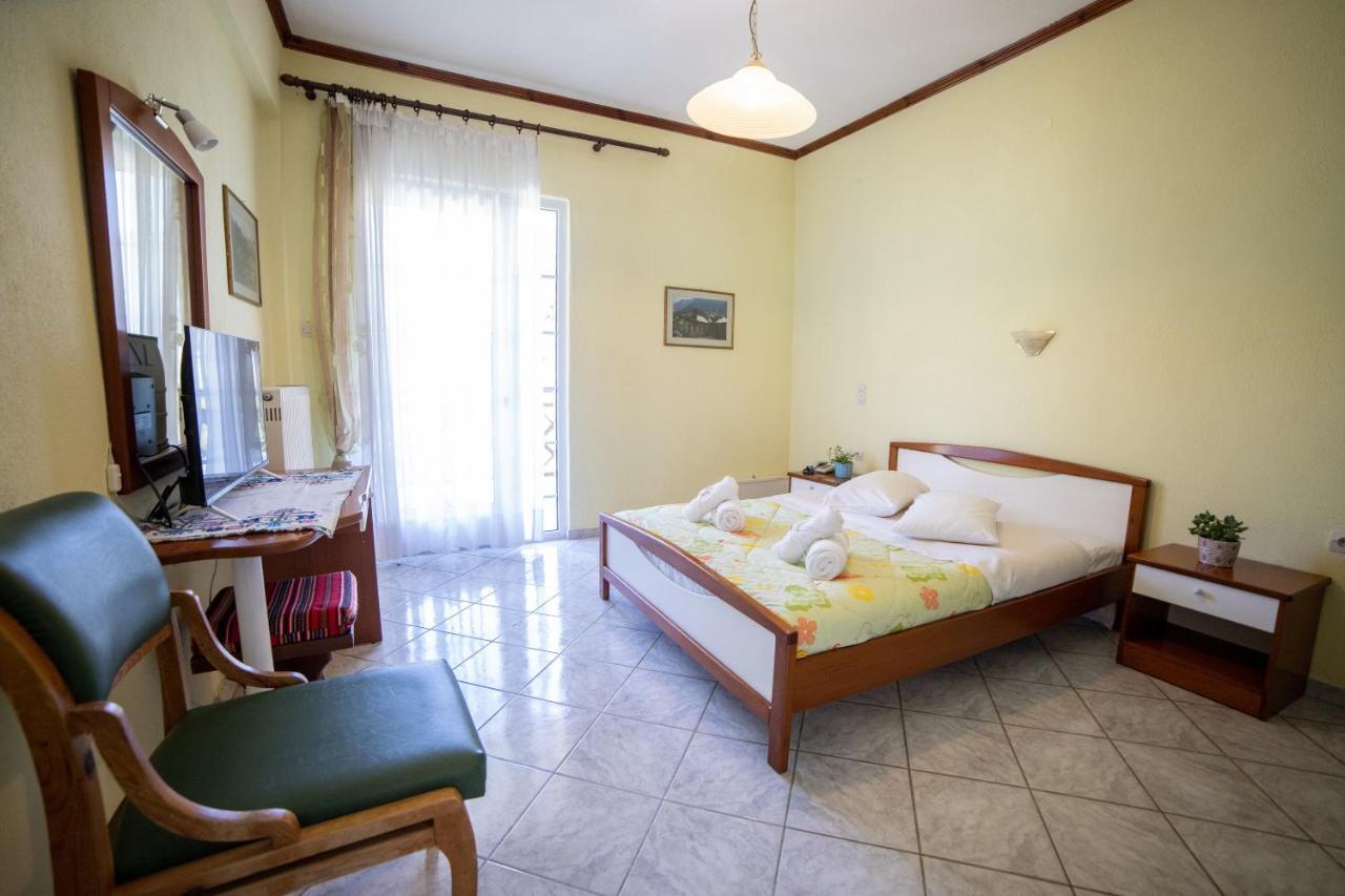 Ξενοδοχειο Παπαναγιωτου Otel Neraïdochóri Dış mekan fotoğraf